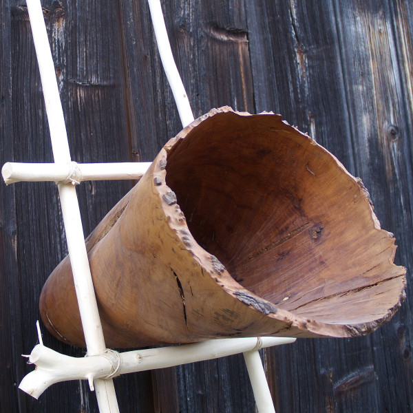 Holzobjekt aus Madrona Maserholz