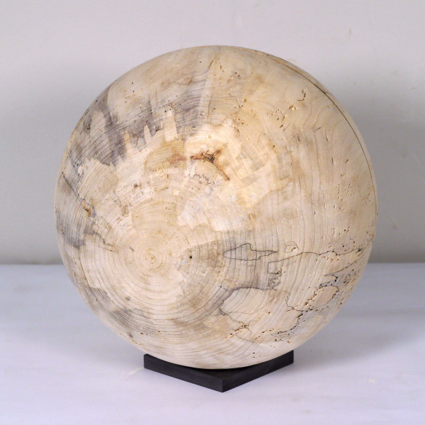 Holzurne in Kugelform aus Pappelholz K 133